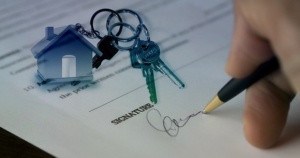 sample bios for new real estate agents